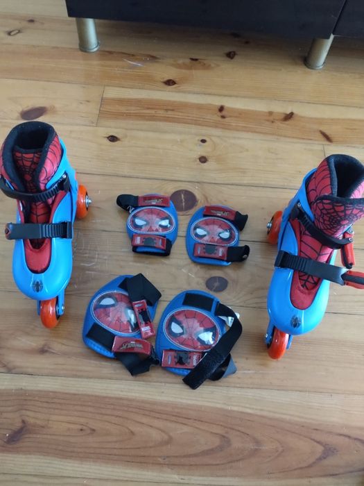 Patins homem aranha como novos