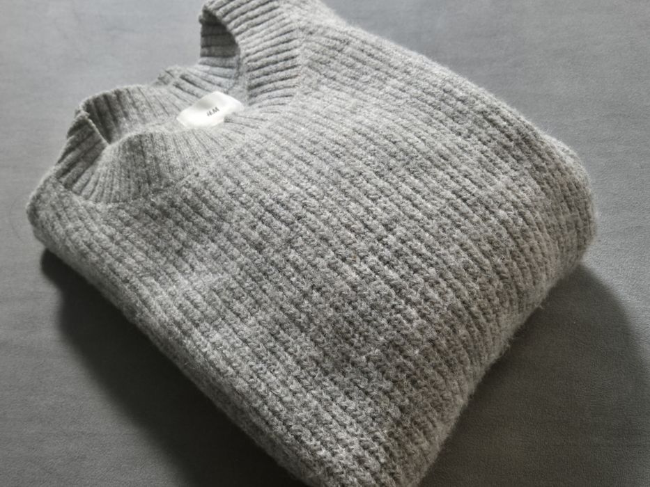 Szary sweter H&M rozm M
