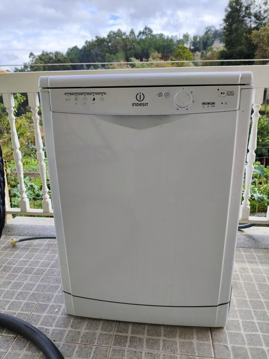 Vendo máquina de lavar loiça