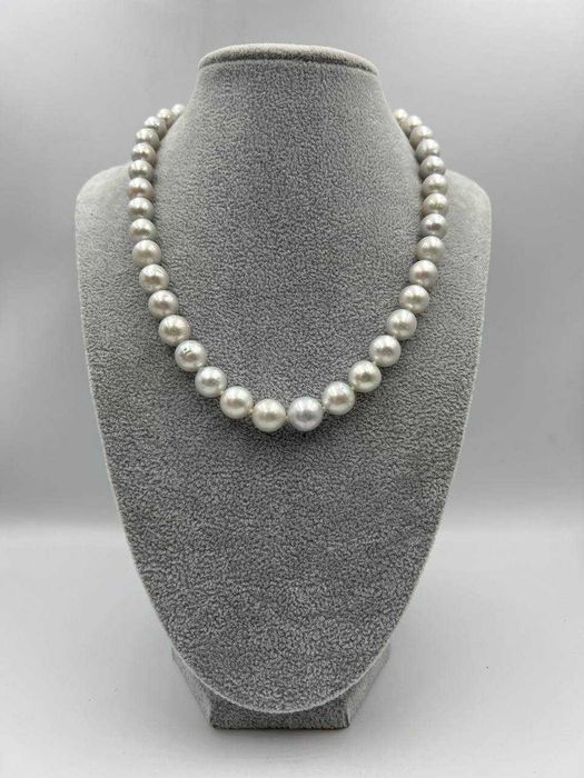 Naszyjnik z pereł naturalnych , złote zapięcie 14K