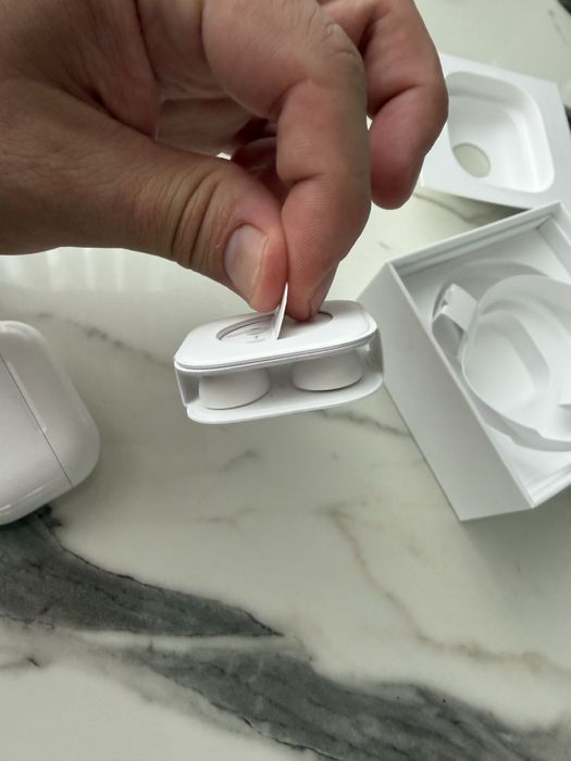 AirPods Pro 1 поколiння