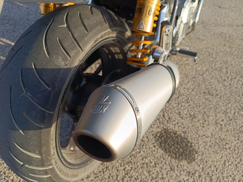 Yamaha xjr 1300 como nova