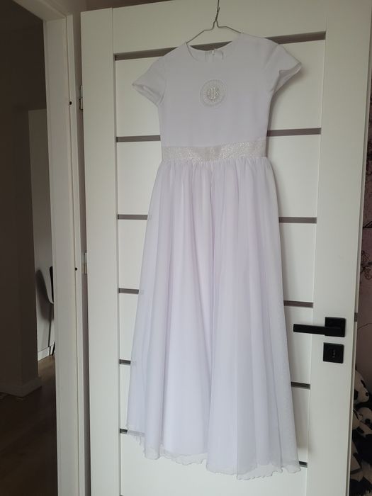 Sukienka komunijna biała literka A lekko rozkloszowana bolerko torebka