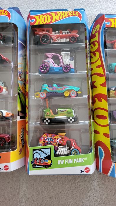 Hot Wheels zestaw 5 samochodzików