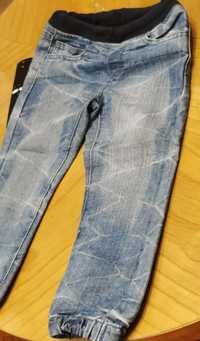 Jeansy bojówki na gumce
