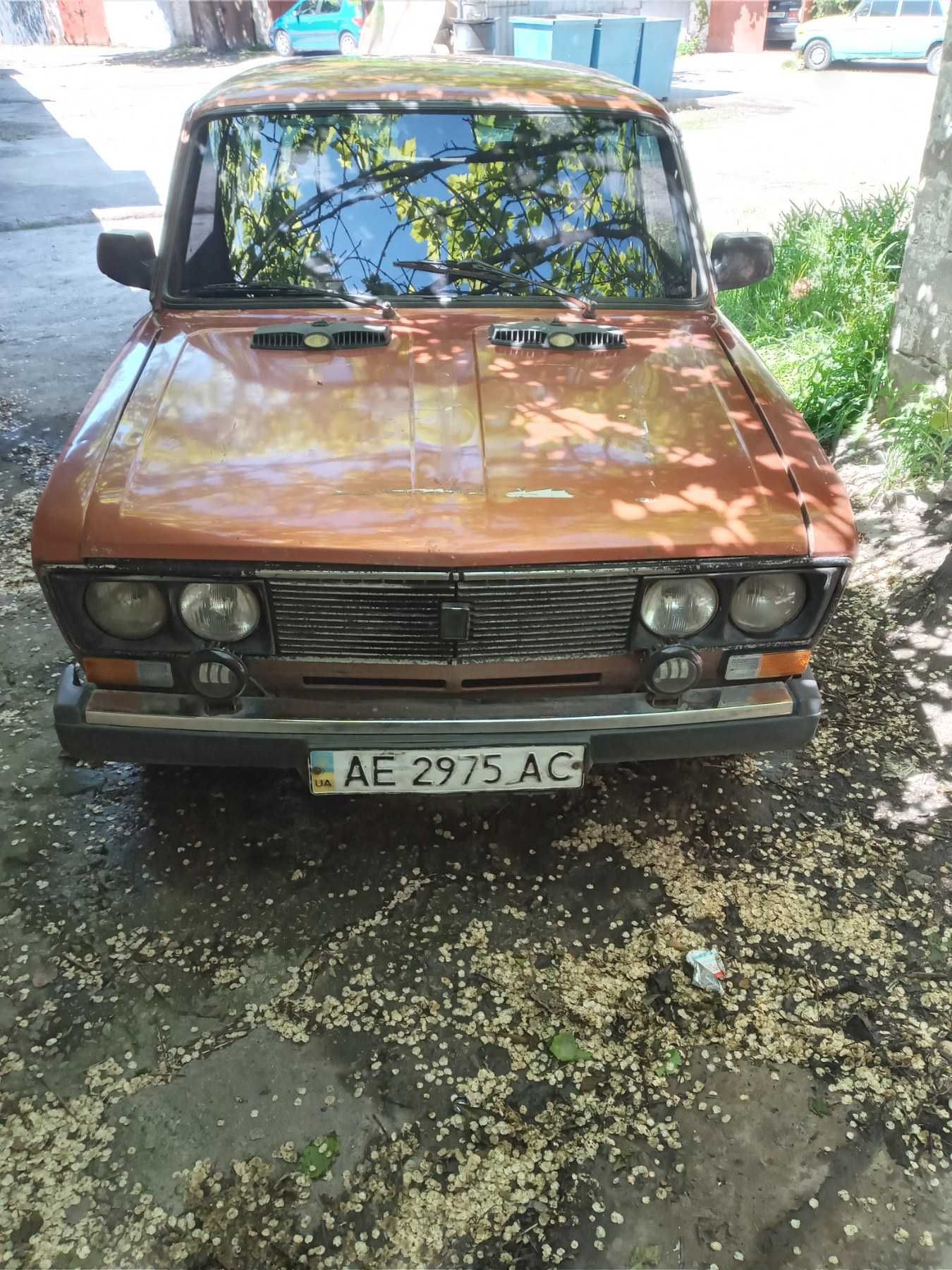 автомобиль ВАЗ 2106