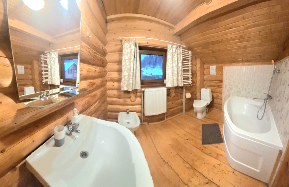 Котедж в Карпатах.  Відпочинок в горах