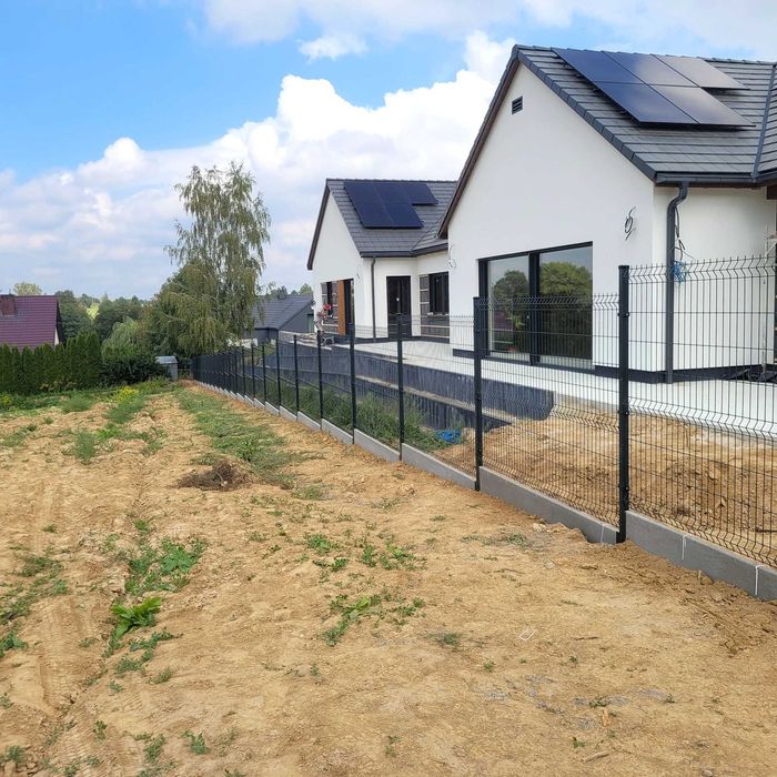 Panele Ogrodzeniowe | Bramy | Furtki | Montaż | Słupki