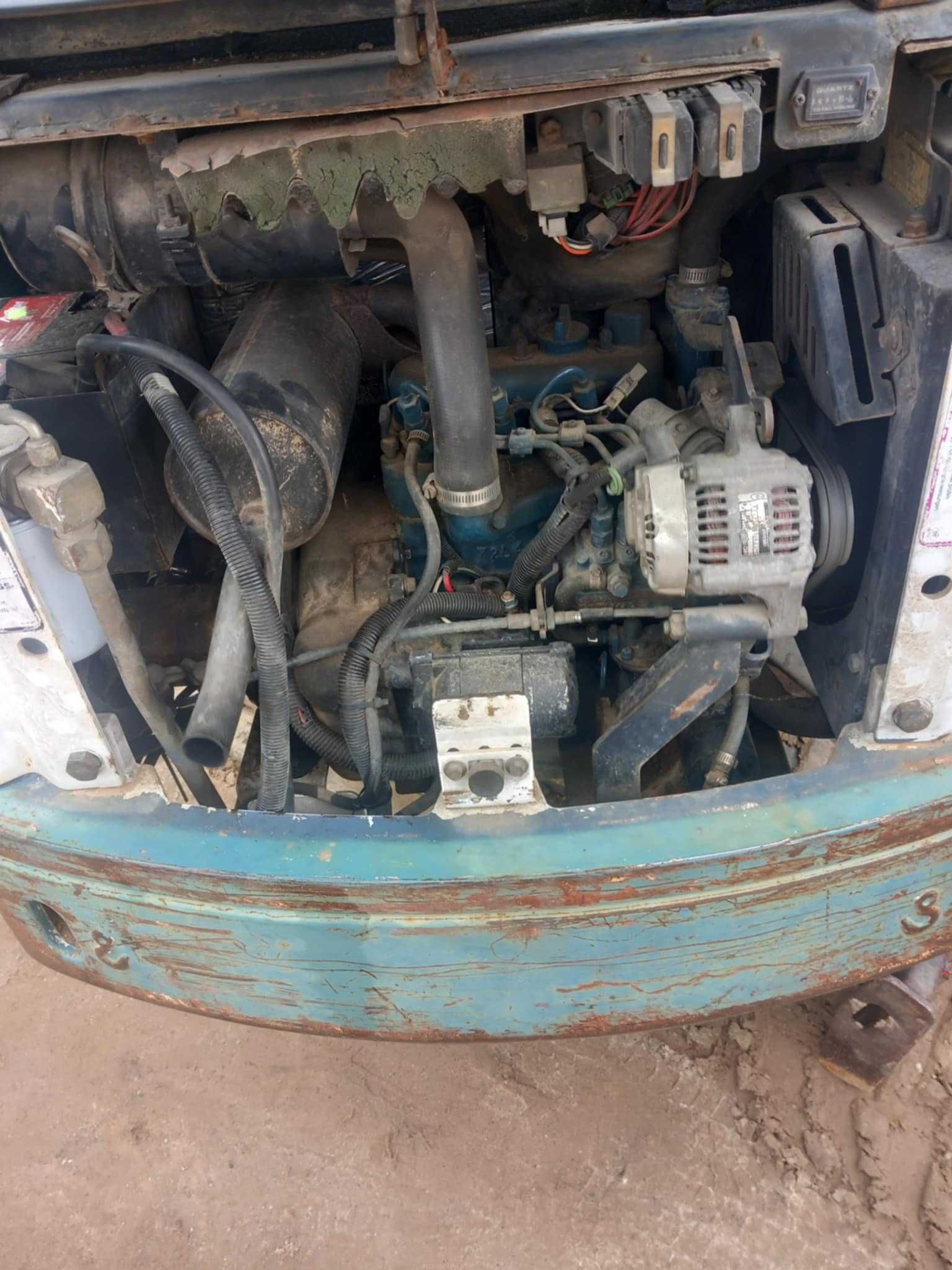 Minikoparka Bobcat 320