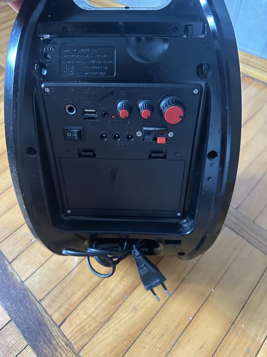 Продам Колонку  x-bass б/у