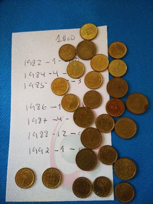 Conjunto de 26 moedas antigas de 1$00