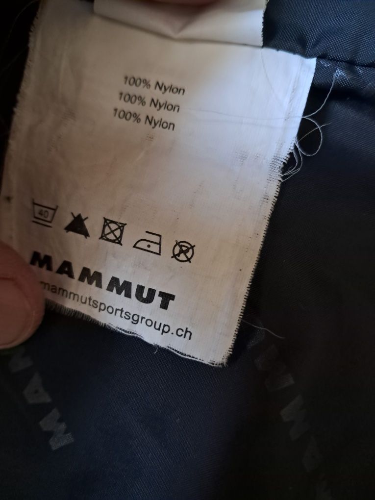mammut dry tech курточка