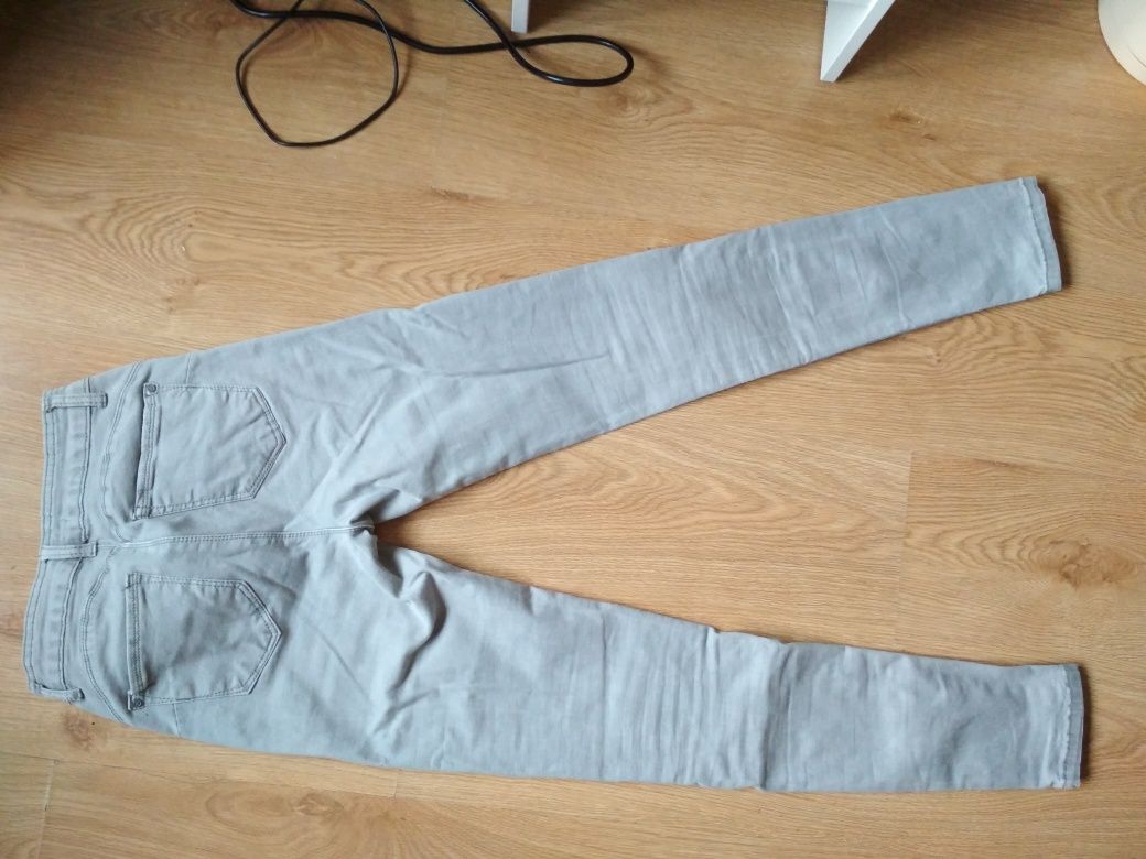 Nowe damskie szare rurki jeansy rozm S