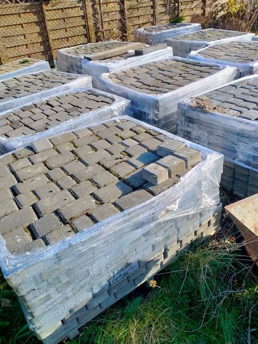 Kostka brukowa uzywana