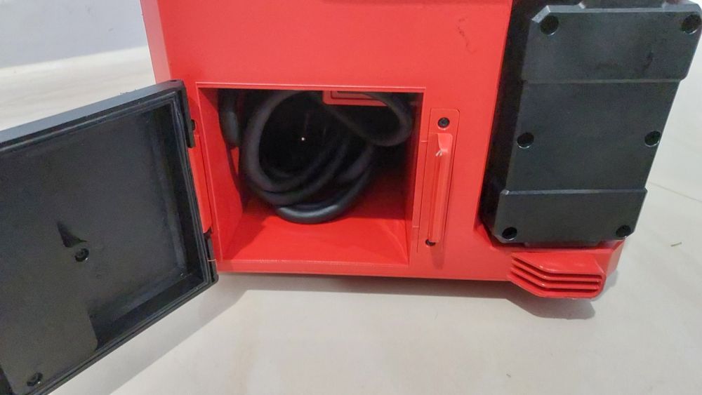 Ліхтар акамуляторний Milwaukee Packout M18 POALC