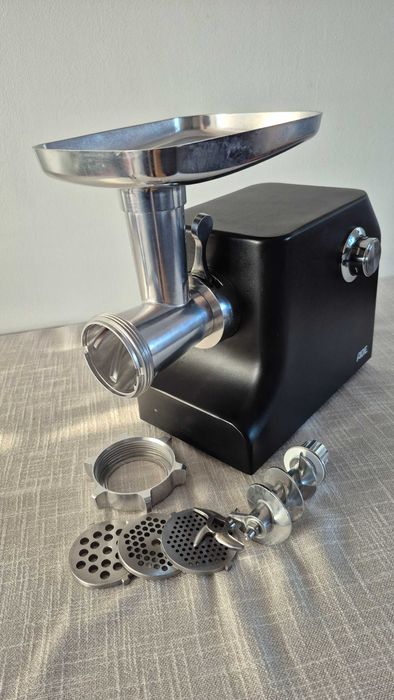 Maszynka do mięsa ADE KA1801