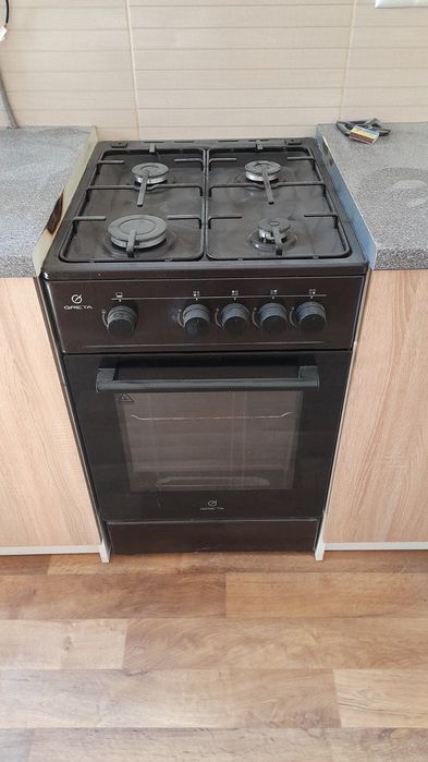 Газова плита Greta у дуже гарному стані. Користувалися 1 місяц.