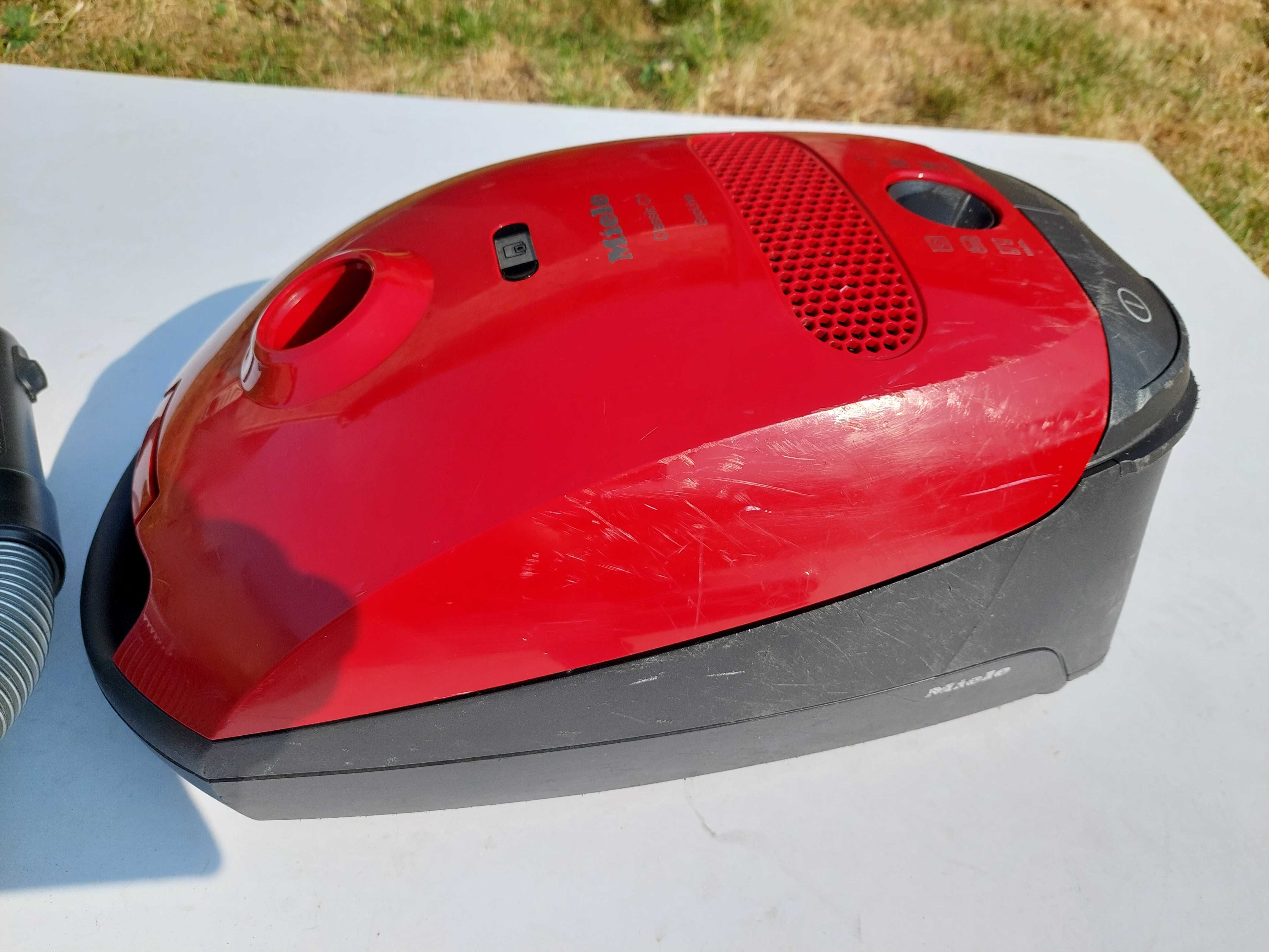 Odkurzacz miele C1