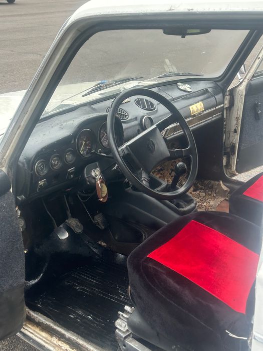 Продам ваз 2103 на ходу