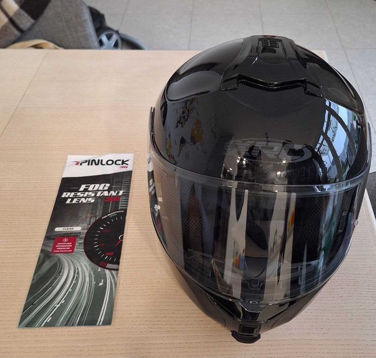 Продам мотошолом