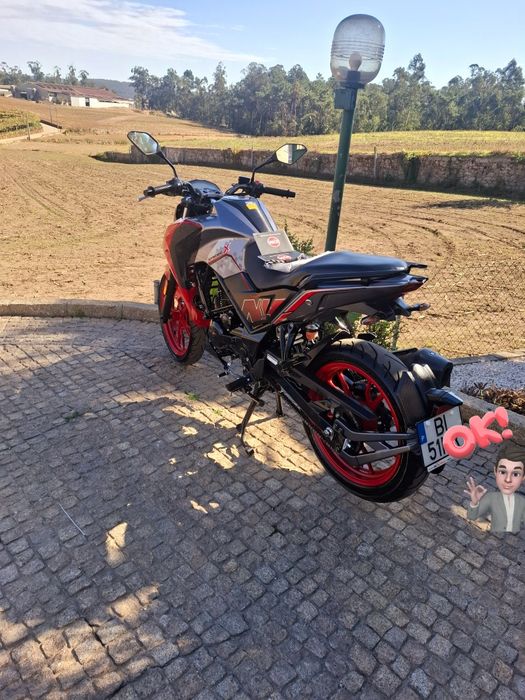 Sym NHX 125 de 2024 apenas 5000 km