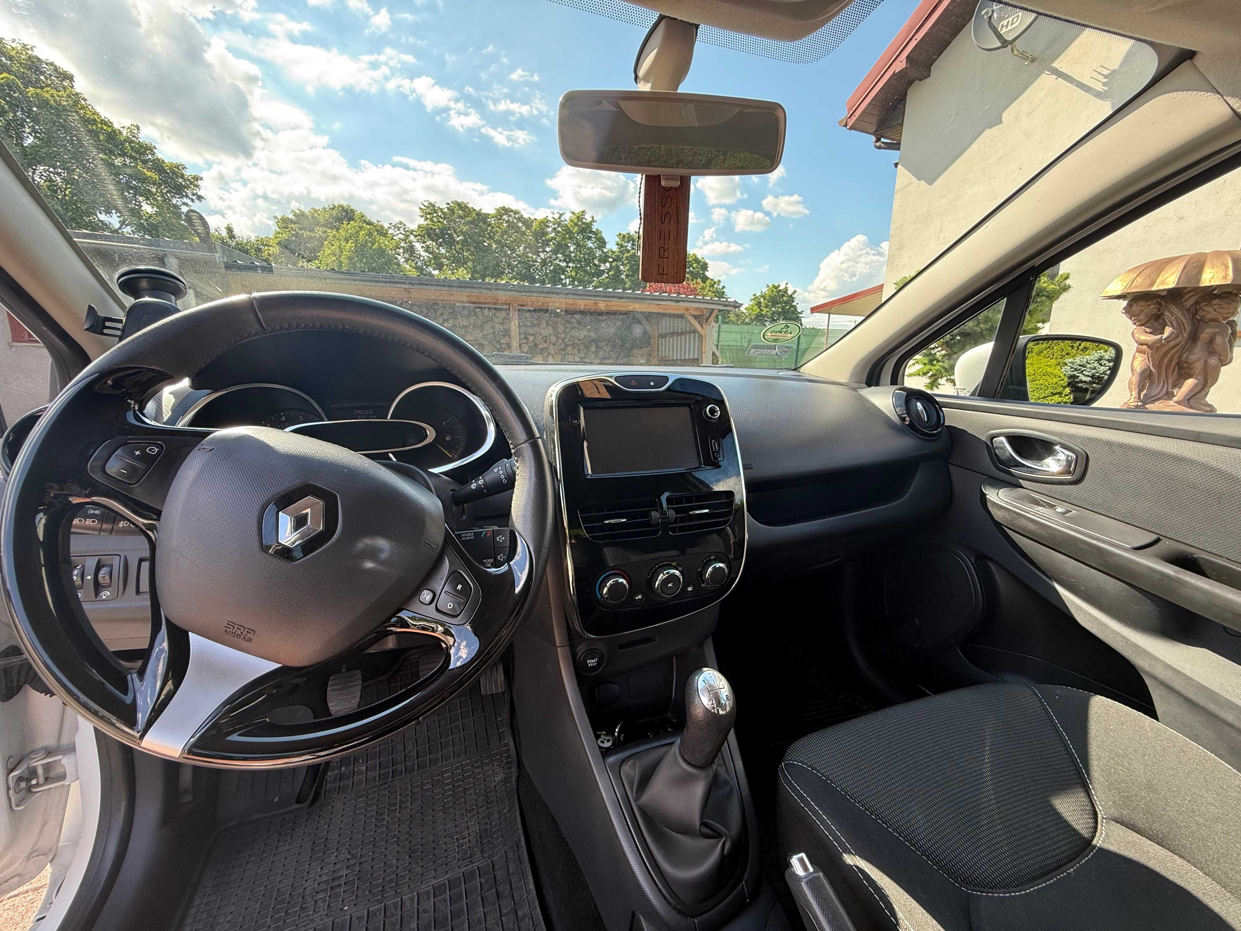Renault Clio IV 1.5 dCi • 2014 • Diesel • 90 KM • Biały • Bezwypadkowy