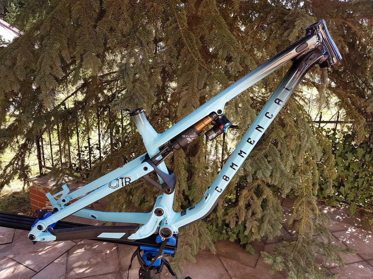 rama Commencal META TR V4, Staff Edition, rozmiar M