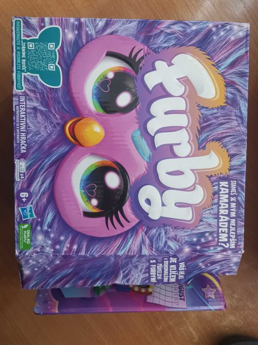 Nowy Furby F6743, czeska wersja językowa
