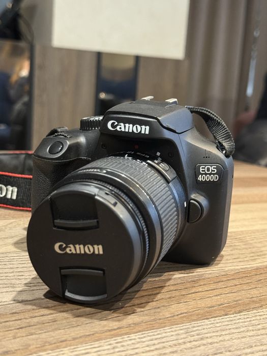 Фотоапарат Canon EOS 4000D
