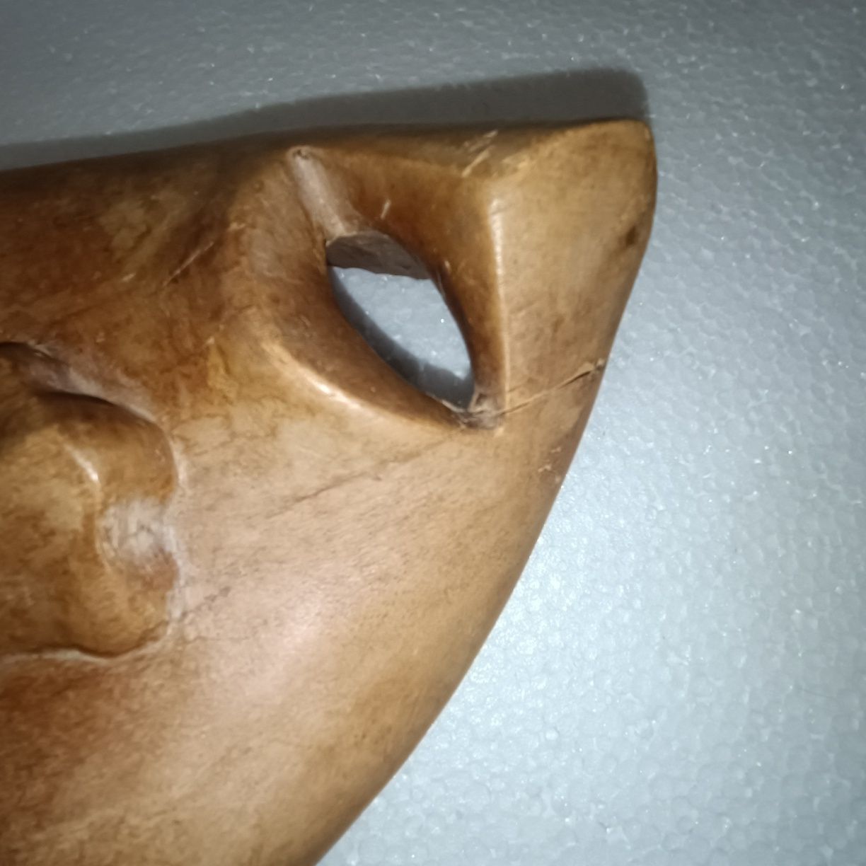 Máscara Tribal Africana em Madeira Esculpida à mão 52x20 cms