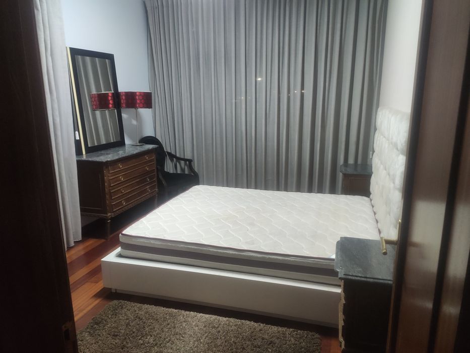 Quarto disponível em Dezembro