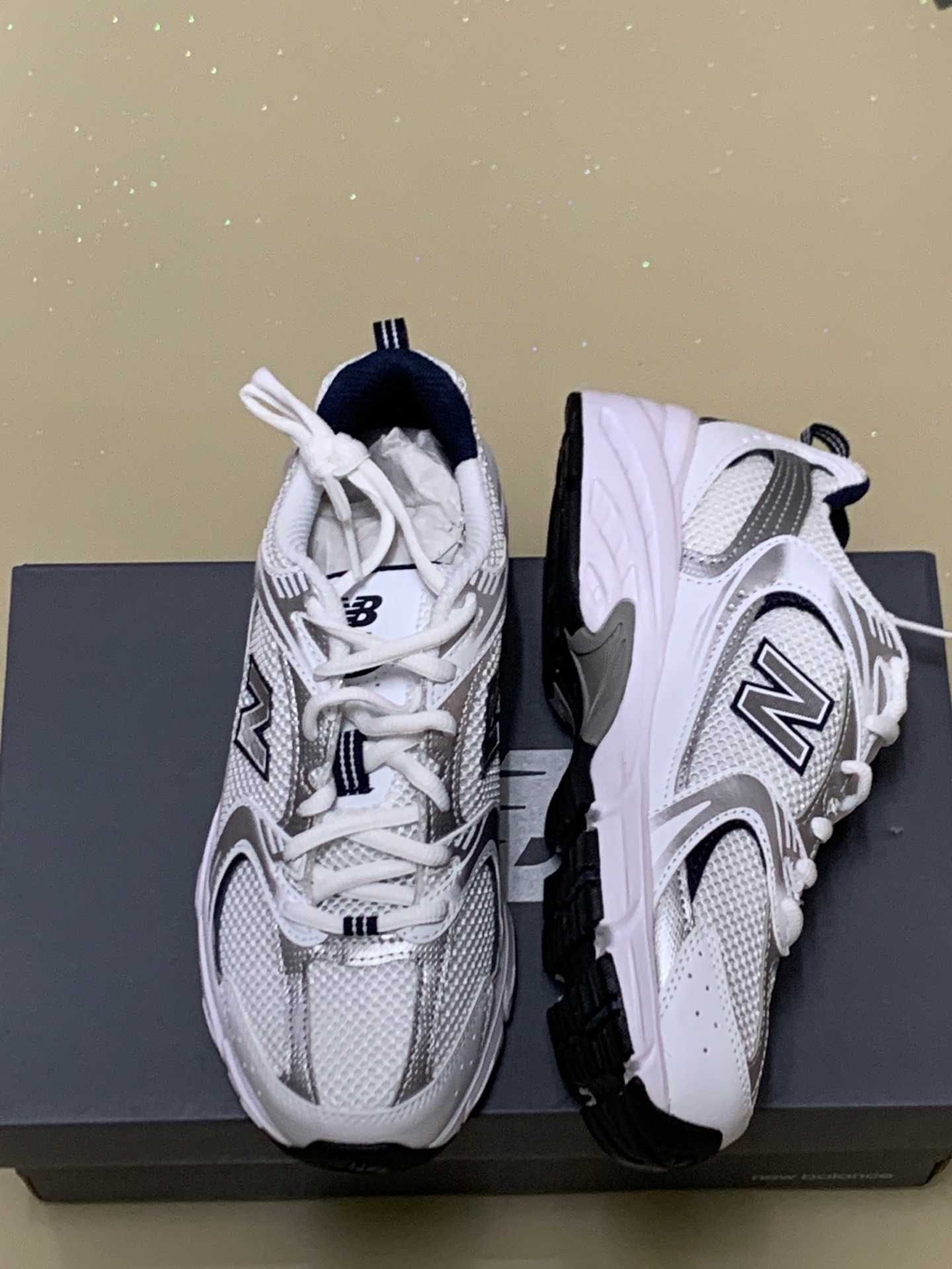 *NewBalance530Biały Pozostafa.37