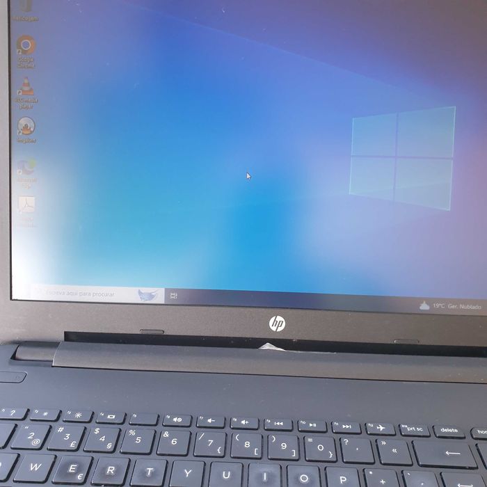 HP 250 G4 processador i3-5005, disco 500gb memória 8gb, sem anomalia