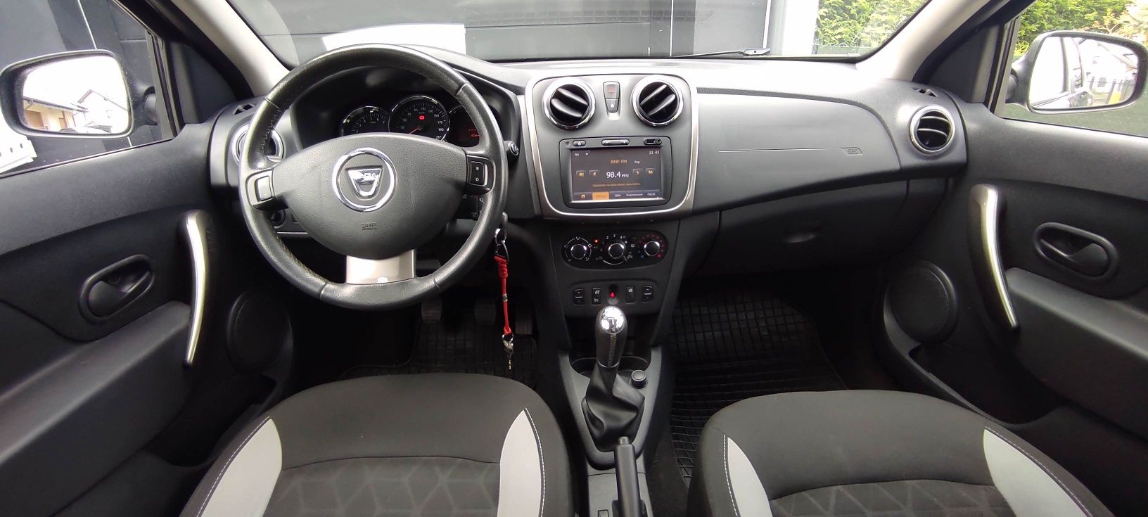 Dacia Sandero StepWay Benzyna Klima Nawi Tablet - Faktura