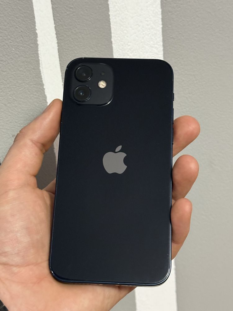 Продаю Iphone 12 black 128gb