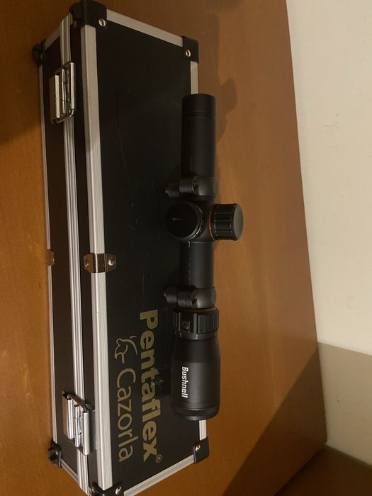 Mira telescopica de caça (batida)