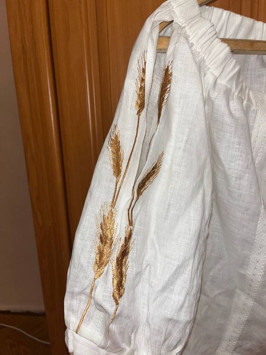 Вишиванка жіноча