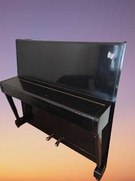 Піаніно (фортепіано) Октава