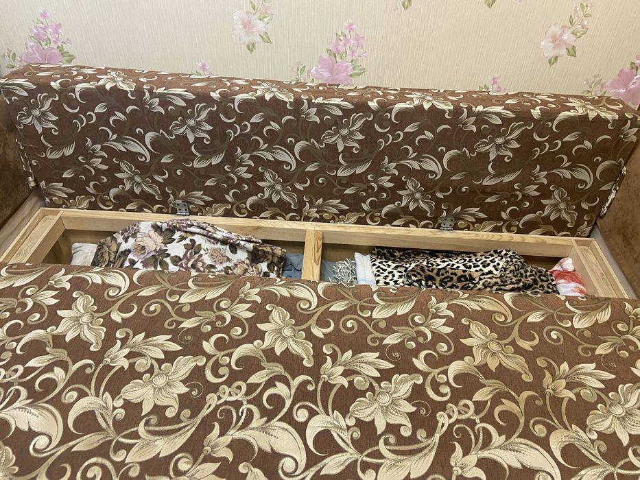 Продам диван єврокнижка