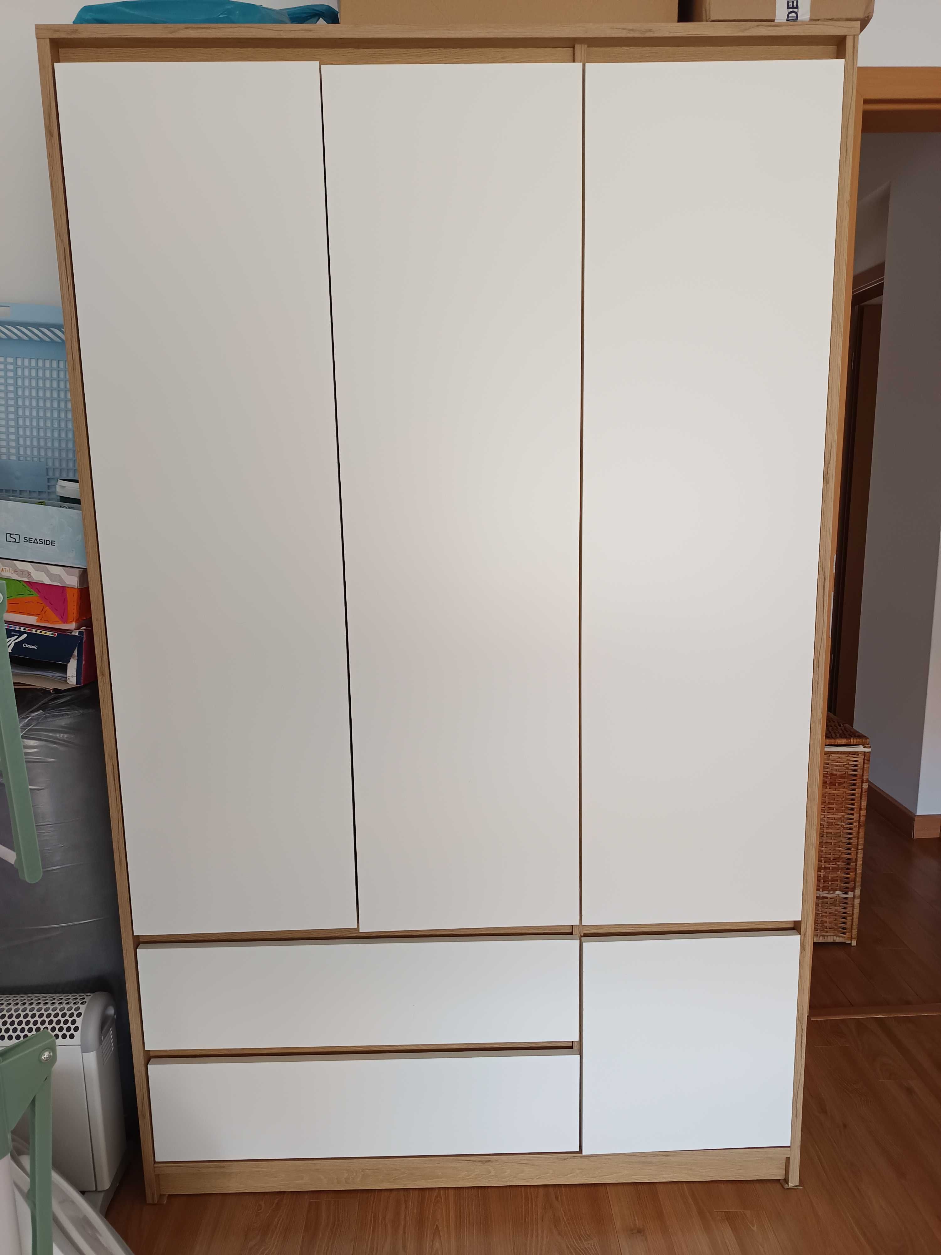 Roupeiro Billund da Jysk