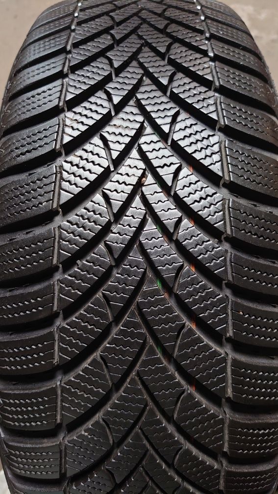 Зимние шины Semperit Speed-Grip 5 205/55 r16 205 55 16 комплект