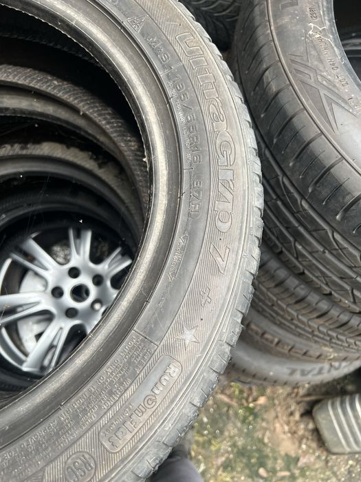 Шини зимові Goodyear 195 55 16