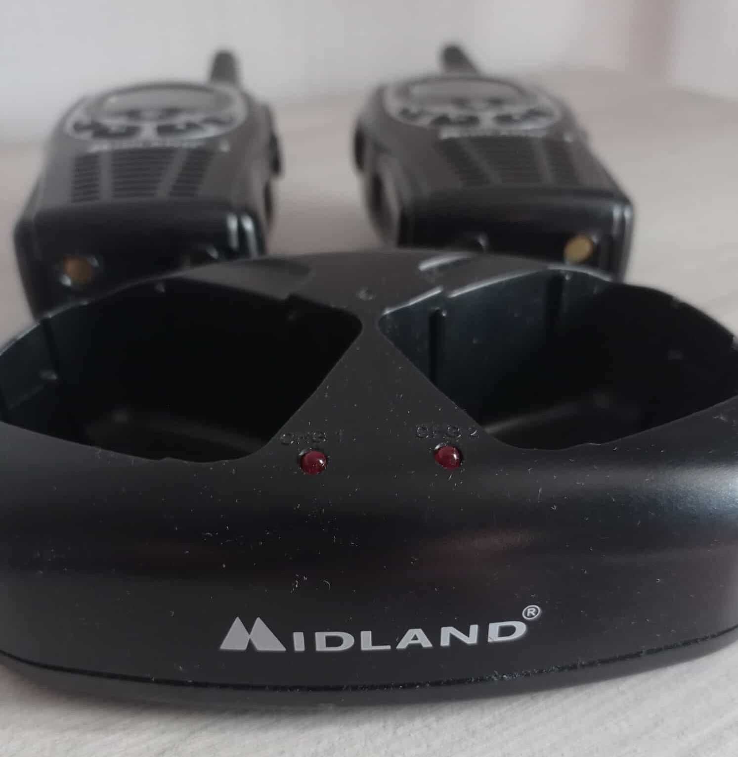 Радиостанция (рация) дальнего  действия Midland GXT 1000.