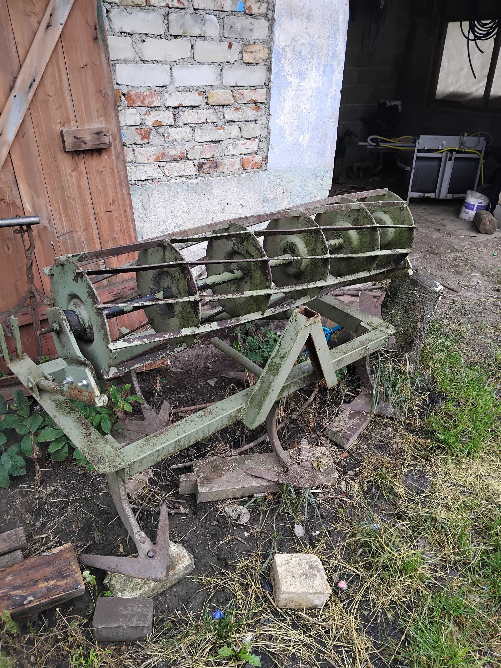 Продам мінітрактор DW160