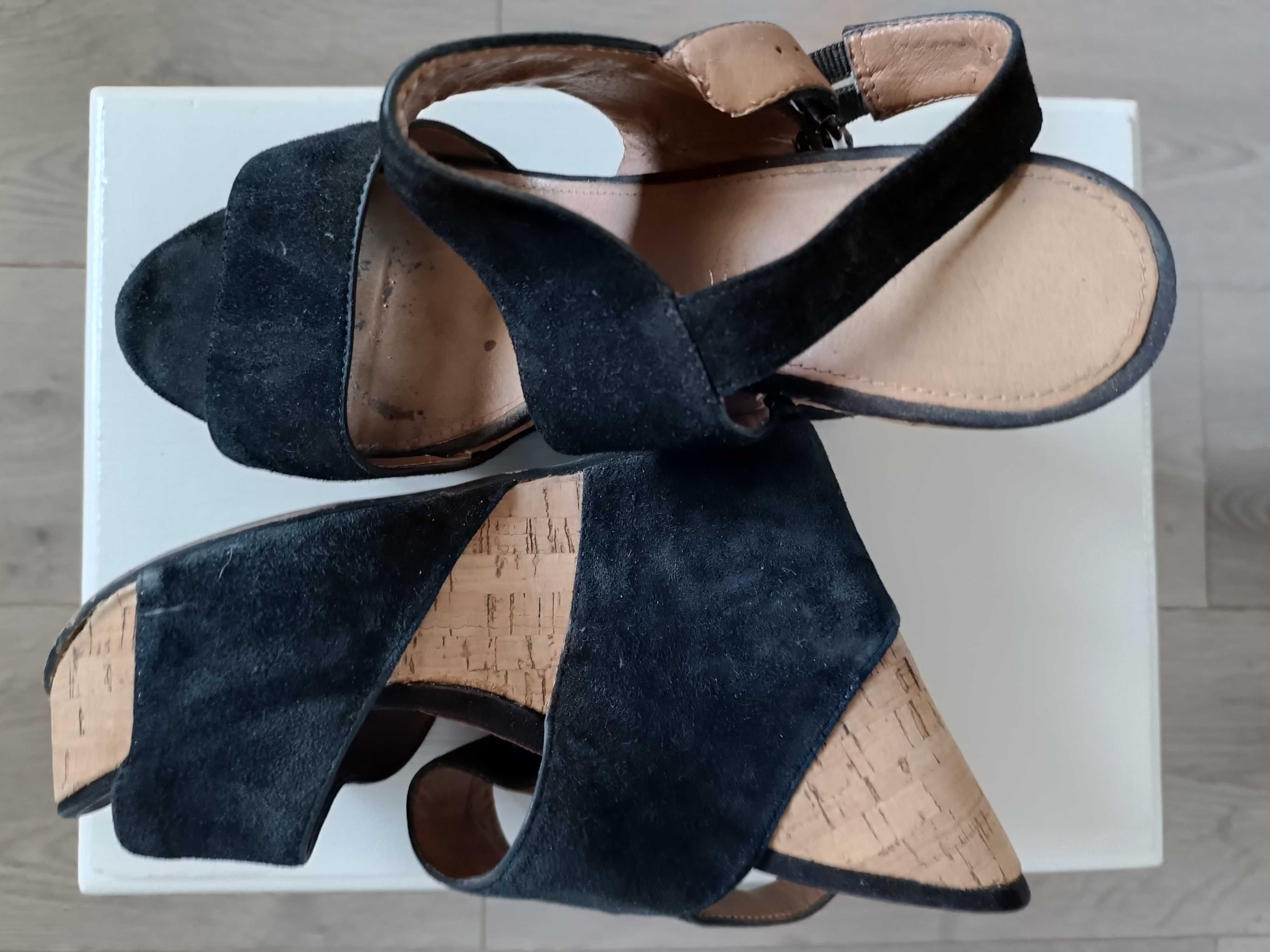 Buty damski na obcasie czarne - Aldo - rozm.40