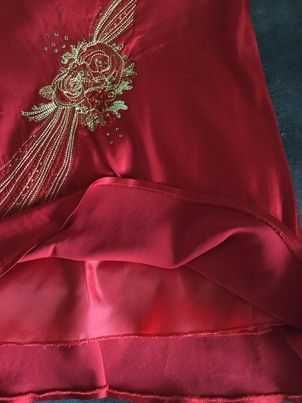 Костюм з гарної  тканини. Турція. Segese.