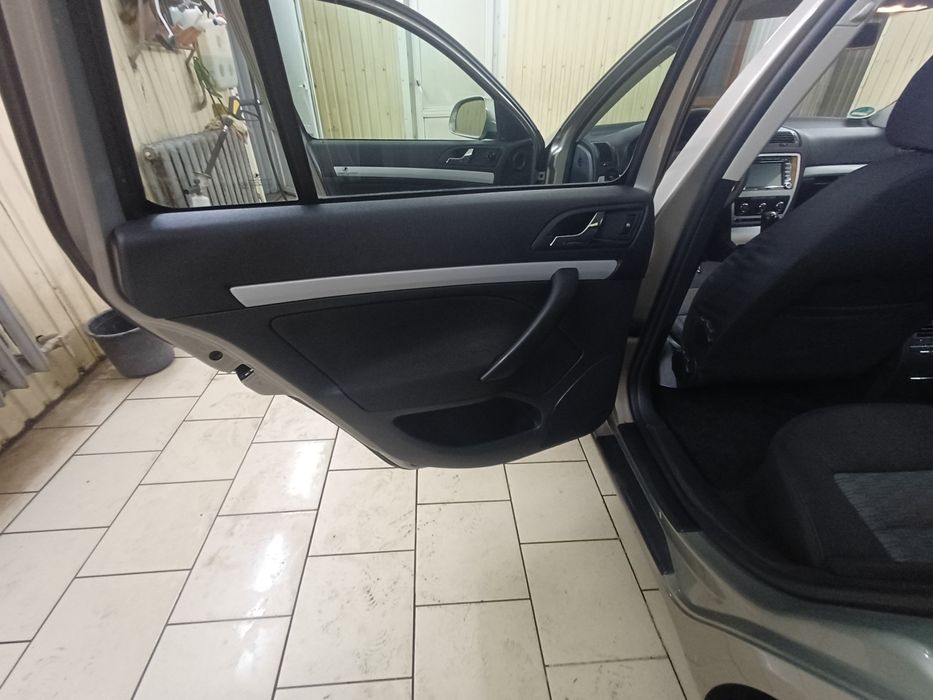 Продам skoda a5 1.4 tsi 2010 рік