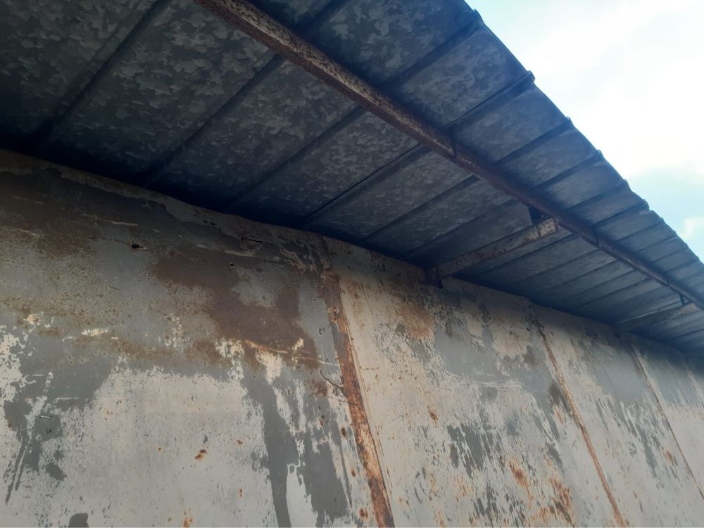 Sprzedam wiate blaszana 9x5x2,6m