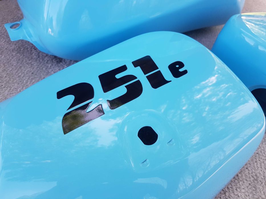 MZ ETZ 251 zbiornik bak boczki pokrywa części wsk shl simson romet wfm