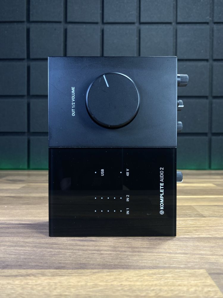 NI Komplete Audio 2